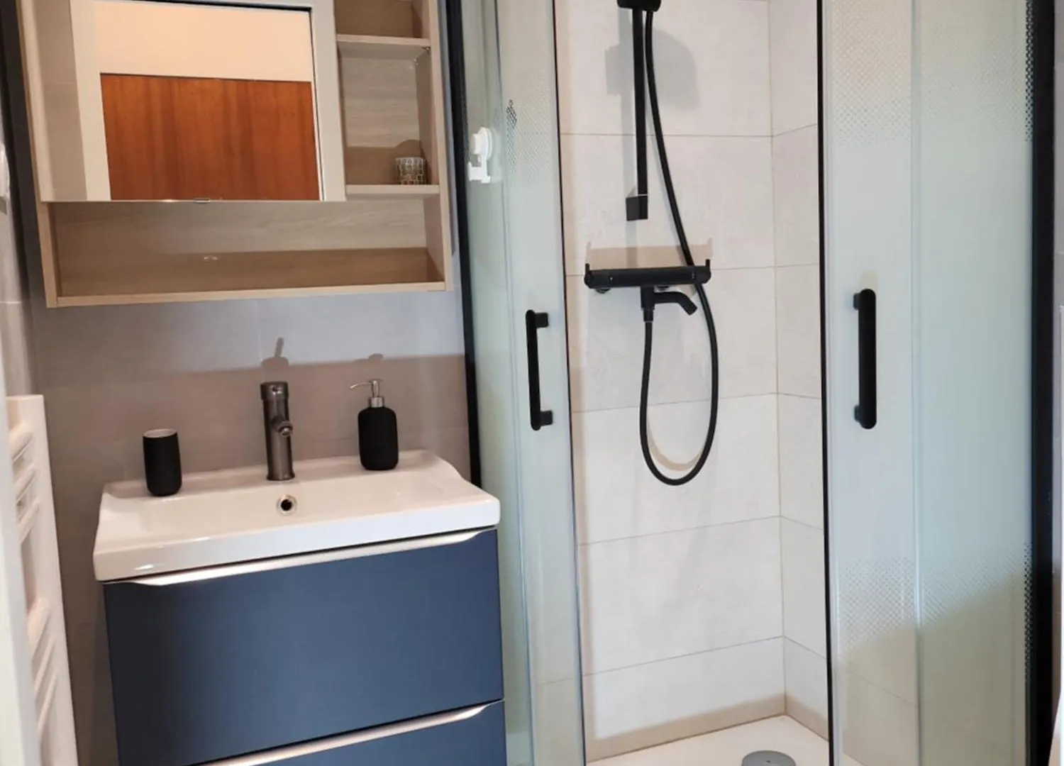 Studio Cosy 21M2 Renove 75019 باريس 0*,